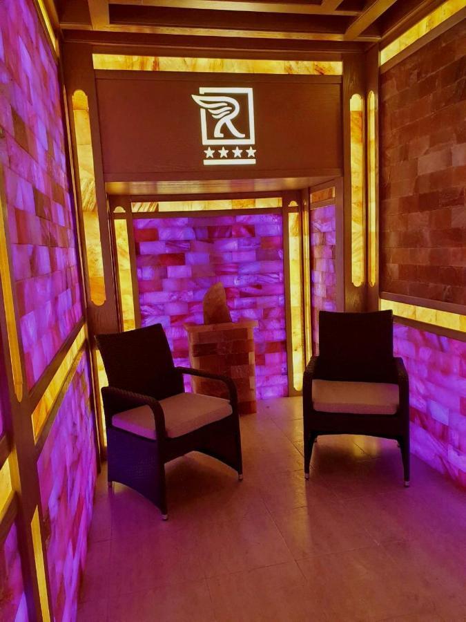 Rusel Hotel Баку Экстерьер фото