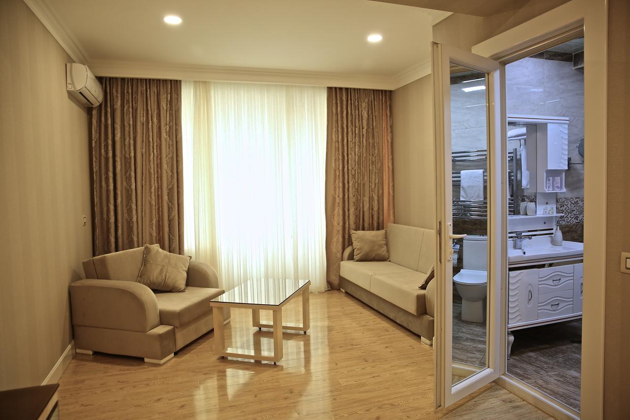 Rusel Hotel Баку Экстерьер фото