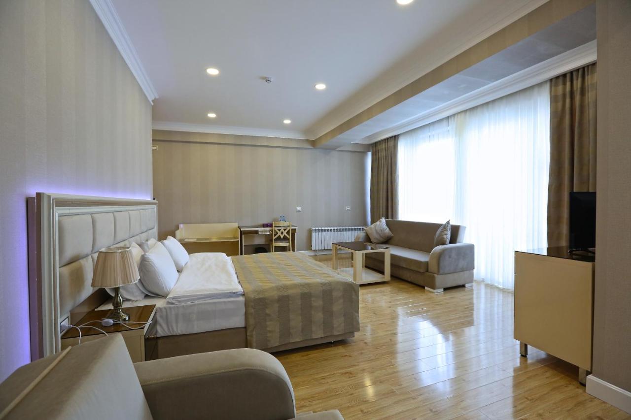 Rusel Hotel Баку Экстерьер фото