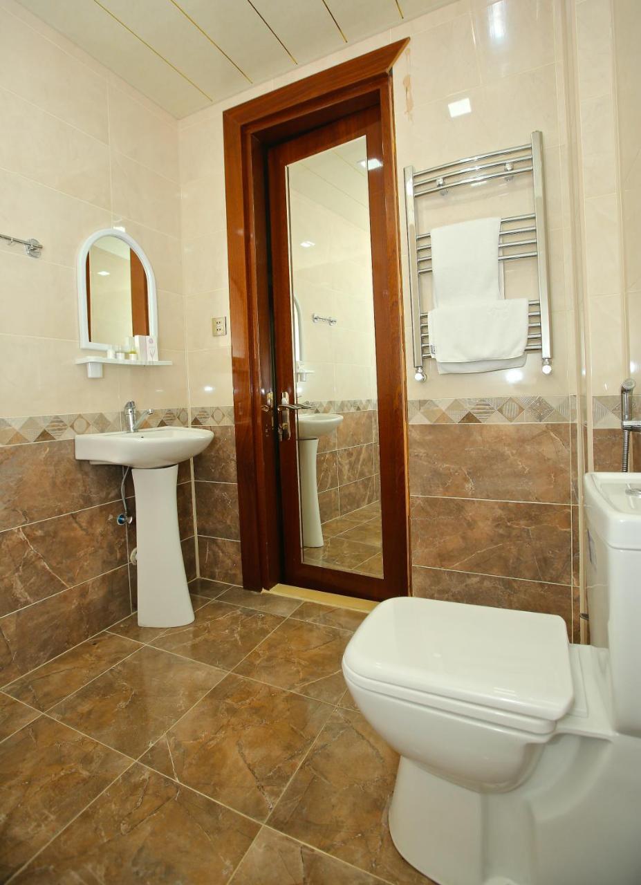 Rusel Hotel Баку Экстерьер фото