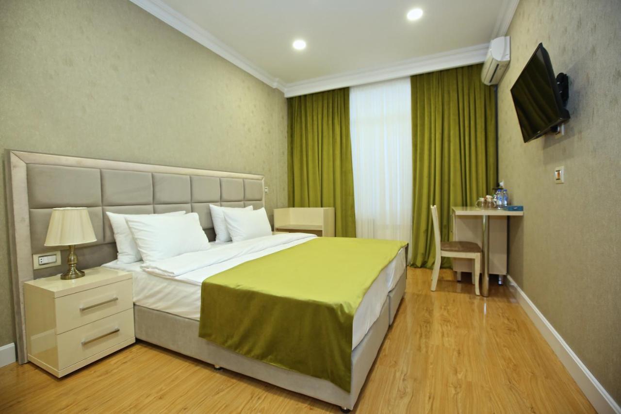 Rusel Hotel Баку Экстерьер фото